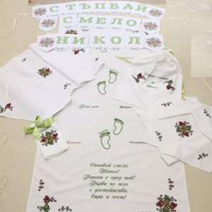 КОМПЛЕКТА ЗА ПРАЗНИКА НА НИКОЛ